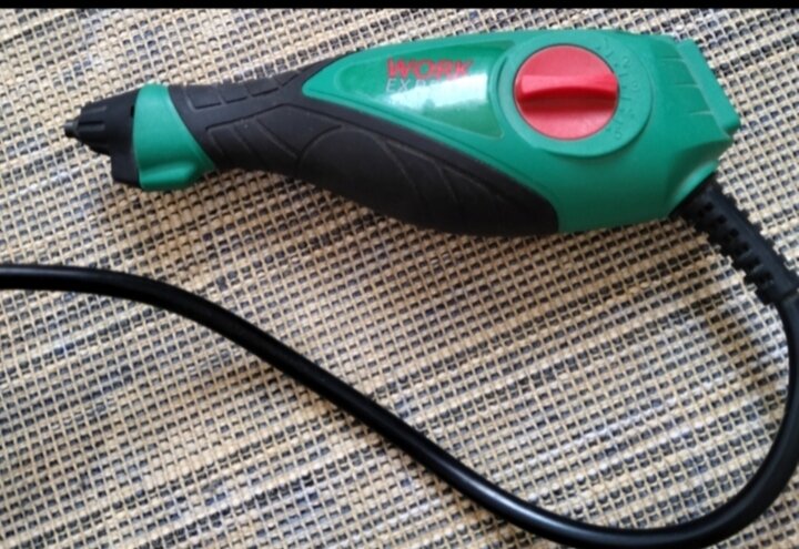 Scula noua de indepart mortarul